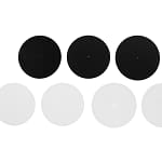 3 schwarze Platten und 4 weiße Platten