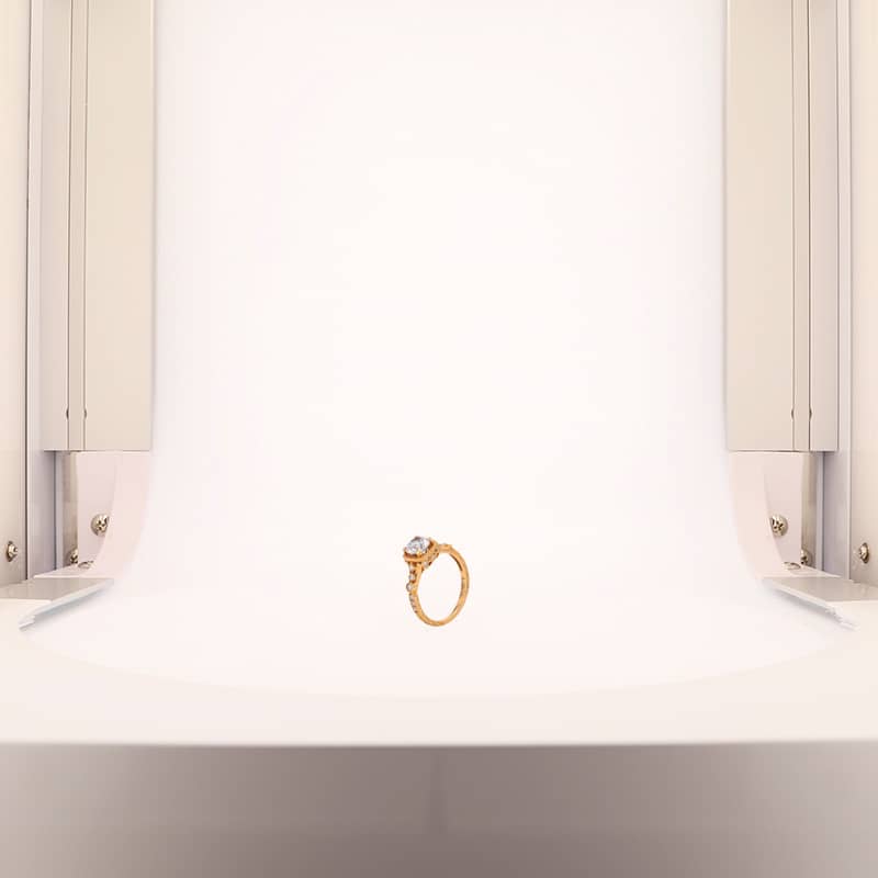 gold ring with dual lighting system
